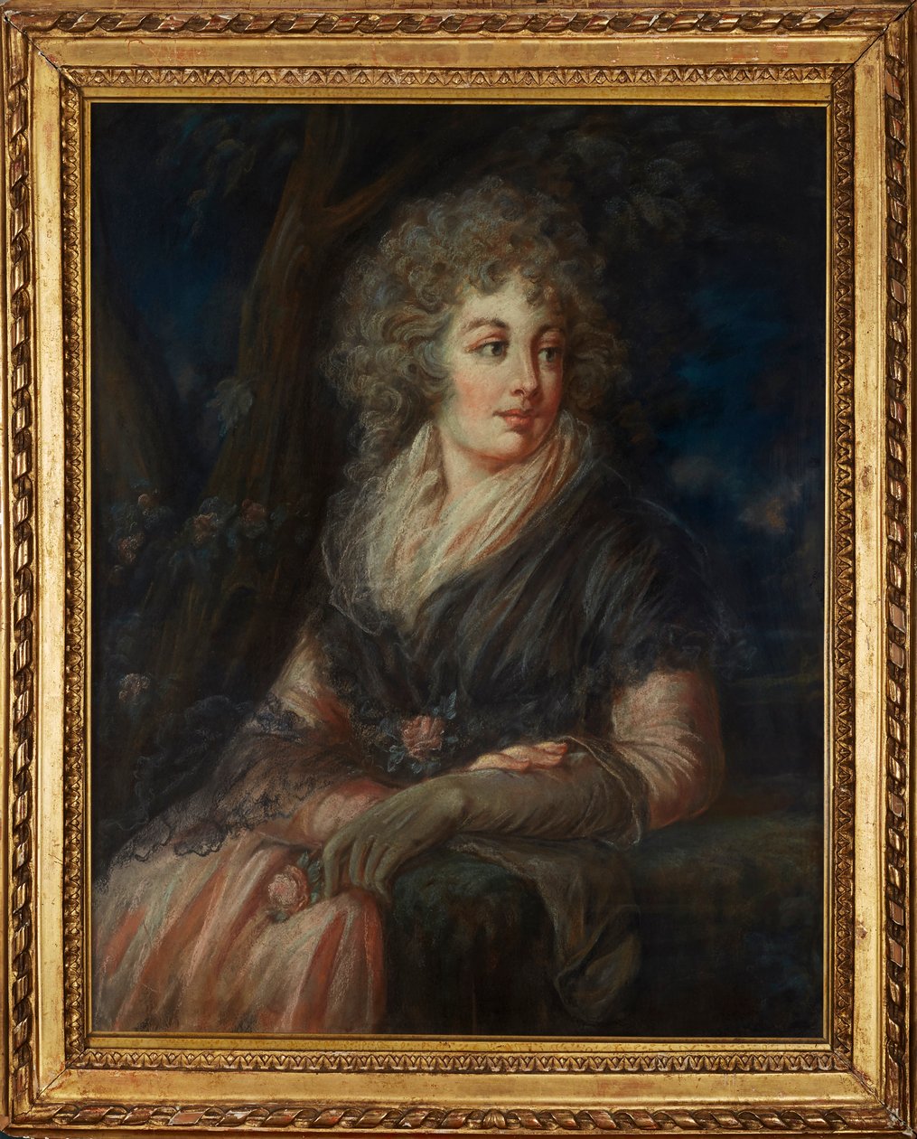 On Sekizinci Yüzyıl Elbiseli Bir Hanımın Üç Çeyrek Boy Portresi (pastel) by English School