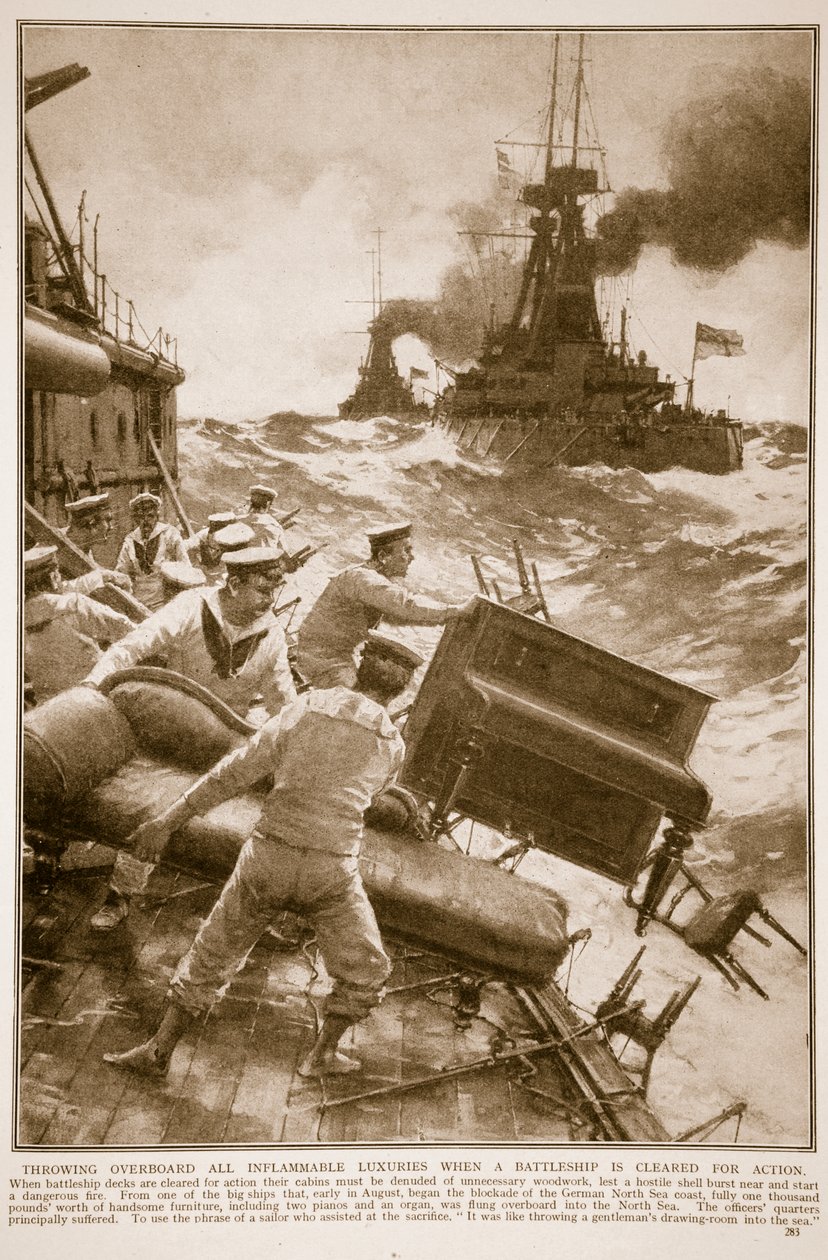 Bir Savaş Gemisi Harekete Geçtiğinde Tüm Yanıcı Lüks Eşyaları Denize Atmak, 1914-19 by English School