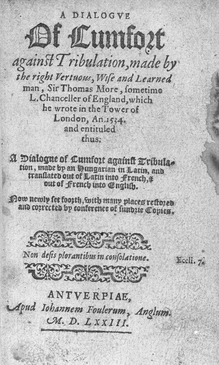 1573