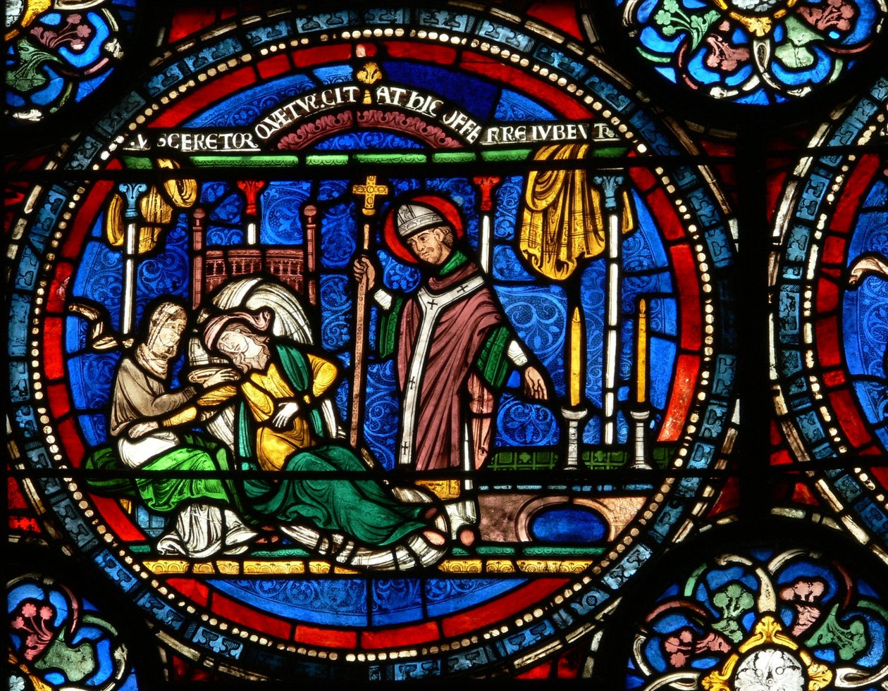 St Thomas Becket Mucizesi penceresinden bir sahneyi gösteren n4 penceresi: Julia Puintel mezara gitmesini söyledi by English School