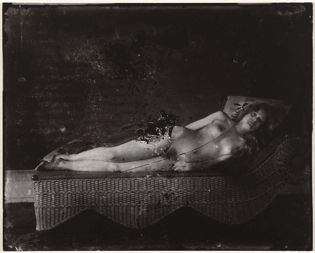 Bir şezlongda çıplak kadın Hasır şezlongdaki kız, New Orleans (nesnedeki başlık) by Ernest James Bellocq