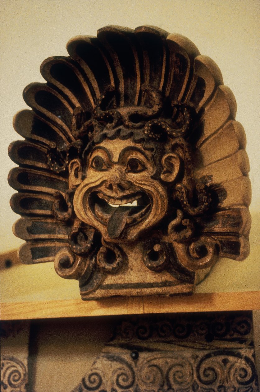 Gorgon başı şeklinde antefix (pişmiş toprak) by Etruscan