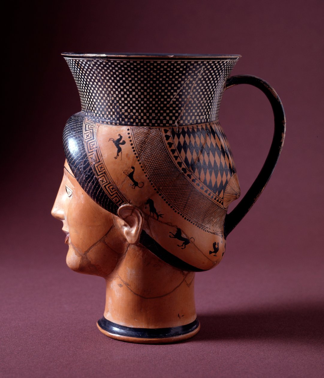 Etrüsk uygarlığı: kil vazo by Etruscan