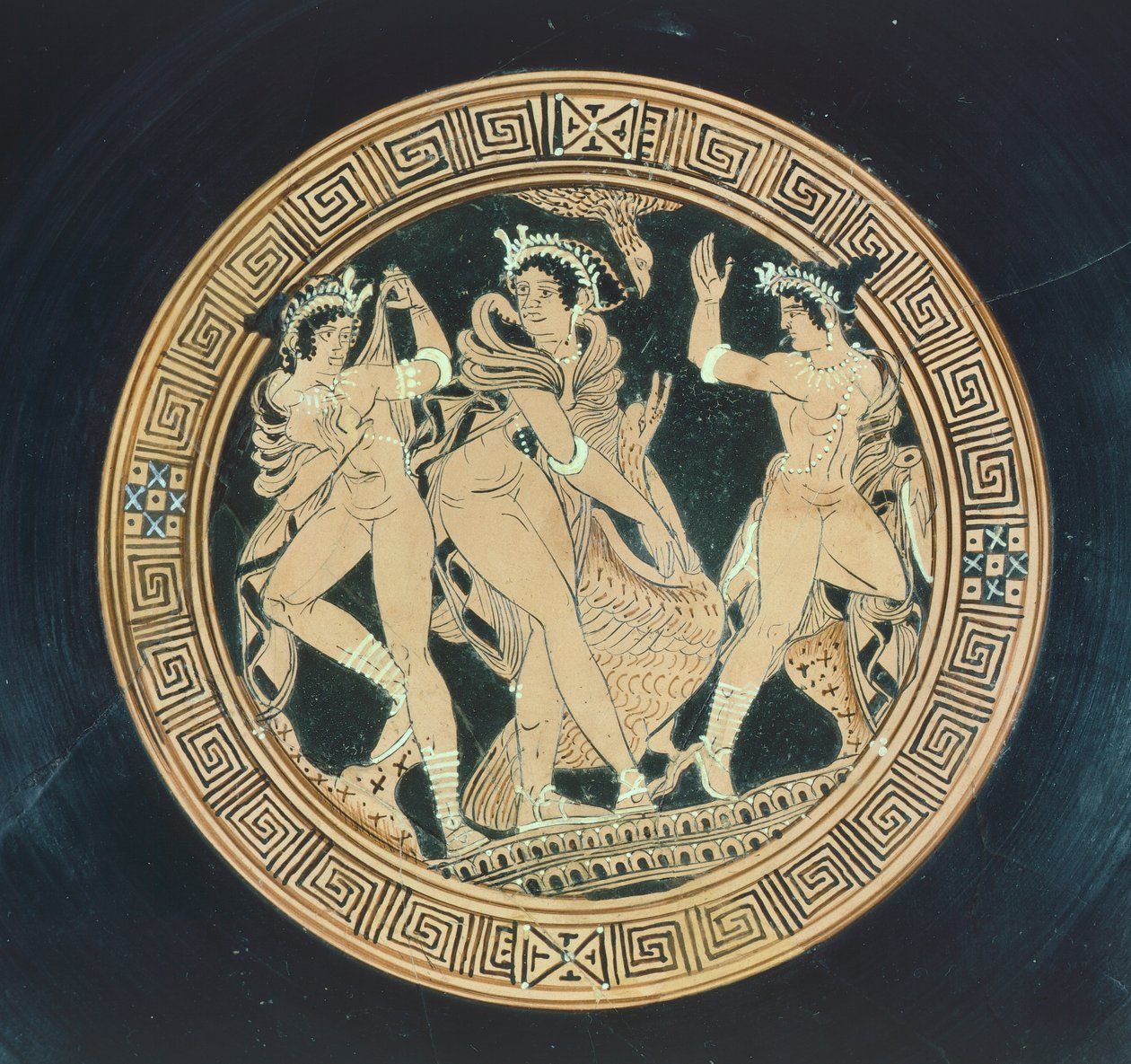 Kylix, detay. Kırmızı figürlü çömlek. Etrüsk Uygarlığı, MÖ 5.-4. Yüzyıl. by Etruscan