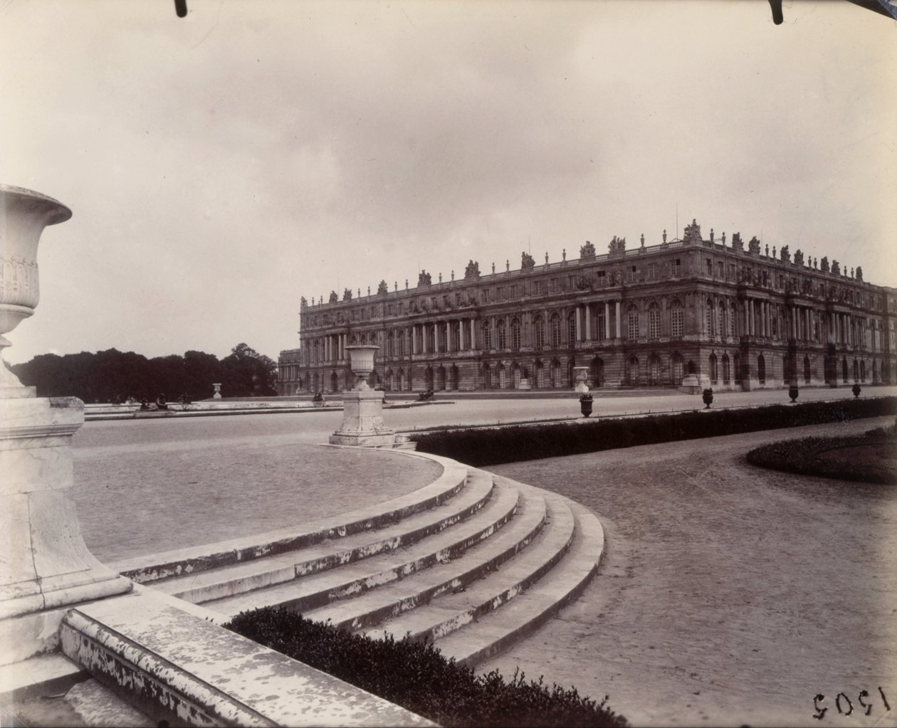Versay by Eugène Atget