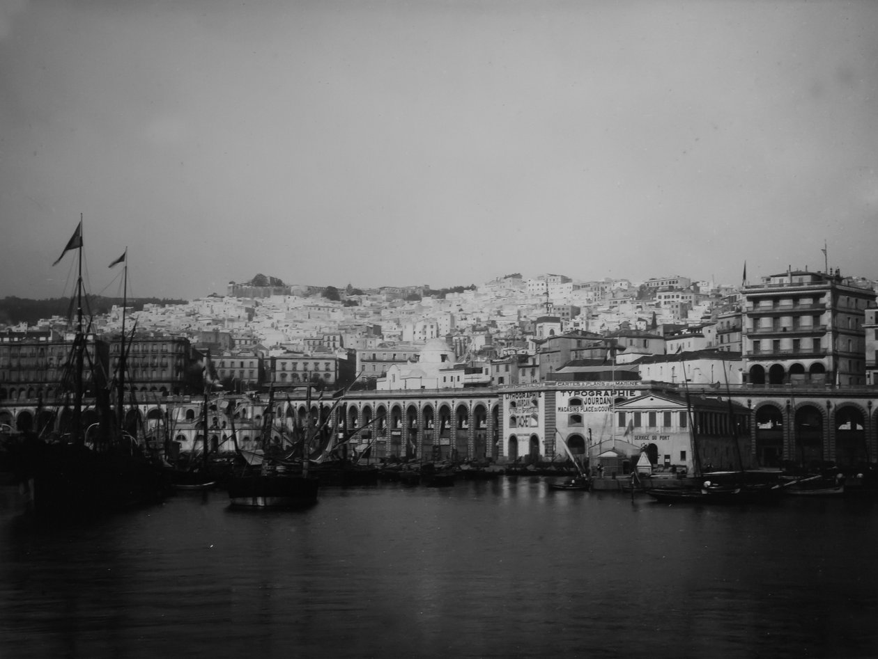Cezayir limanı by Eugène Trutat