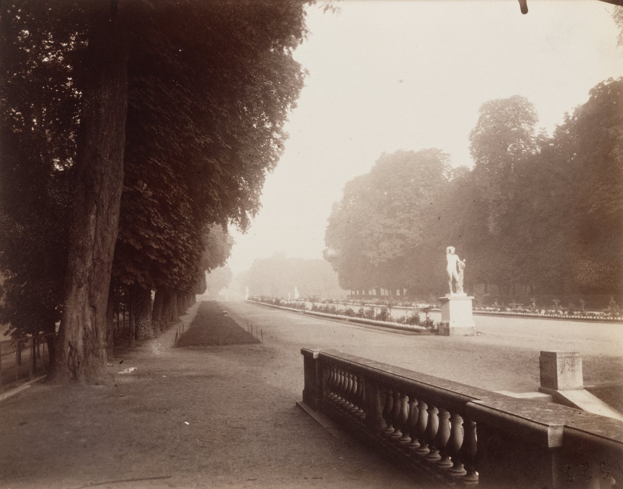 Aziz Bulut by Eugène Atget