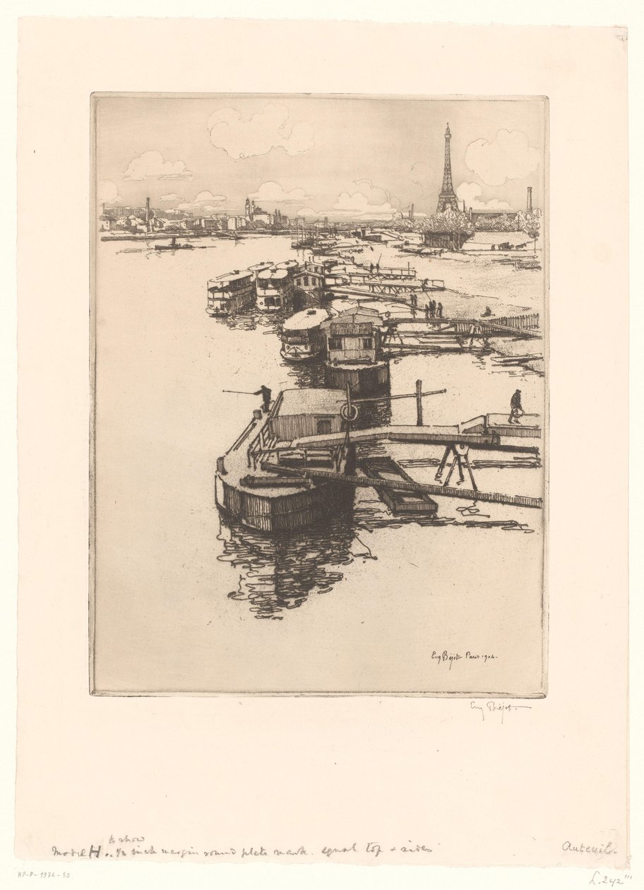 Arka planda Eyfel Kulesi ile Paris