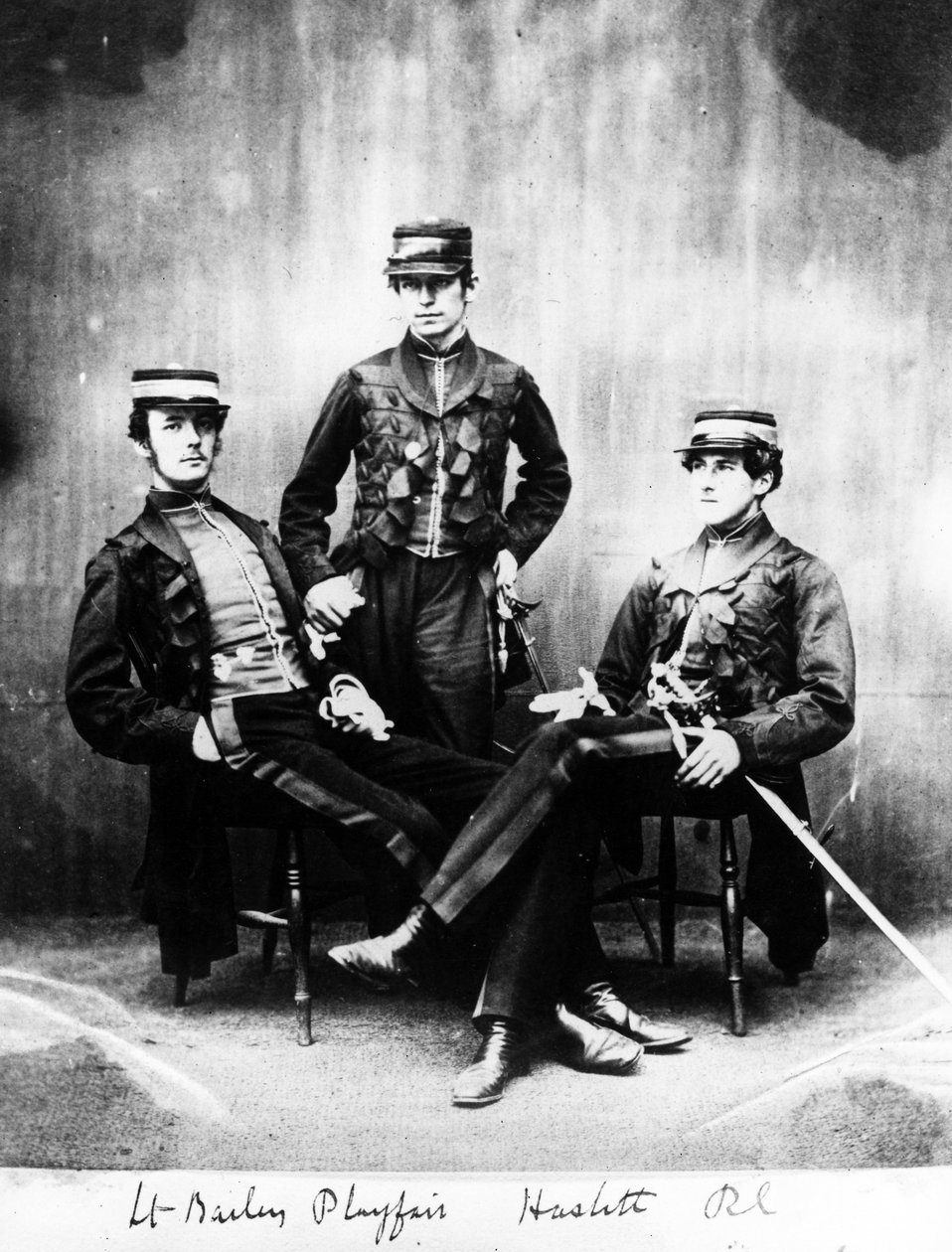 Teğmenler Bailey, Playfair ve Haslitt, 1860 dolayları by European Photographer