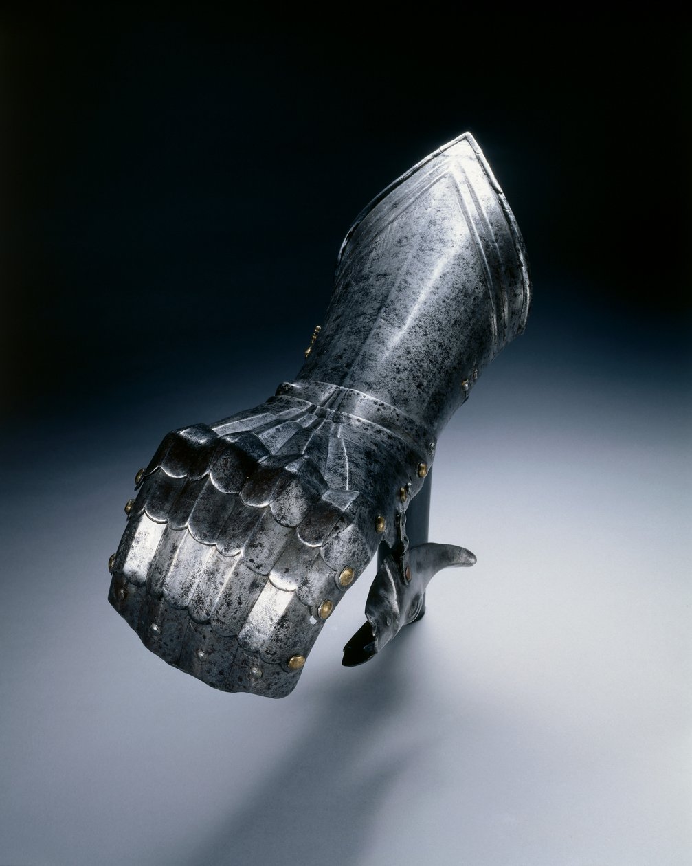 Sağ el için gotik eldivenli eldiven, c.1490 by European School