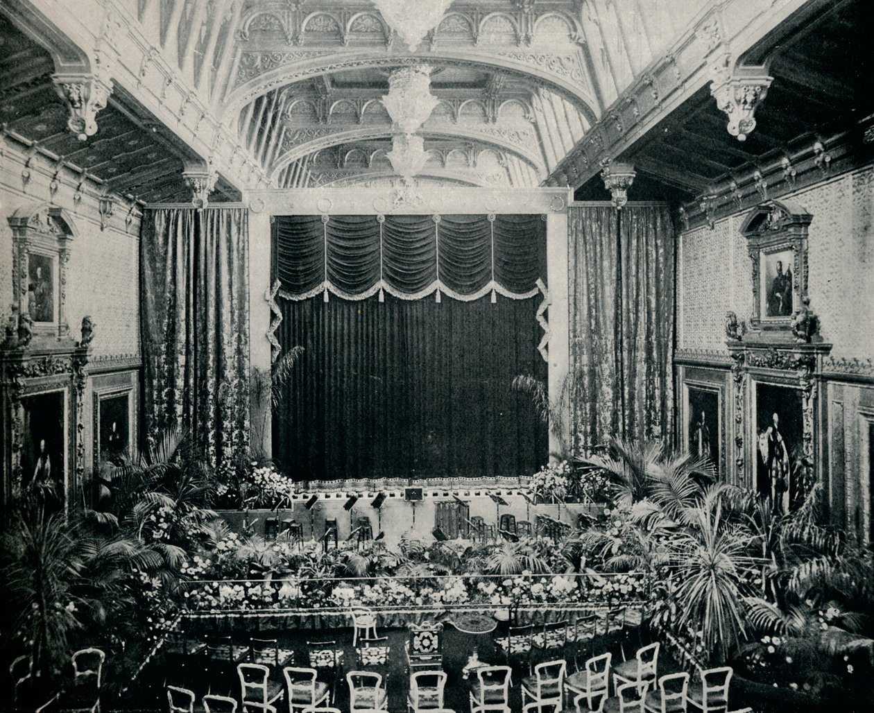 Waterloo Odası, Windsor Kalesi, 1891, c1891,1901 Devlet Oyunları için bir tiyatro olarak donatılmış by Eyre and Spottiswoode