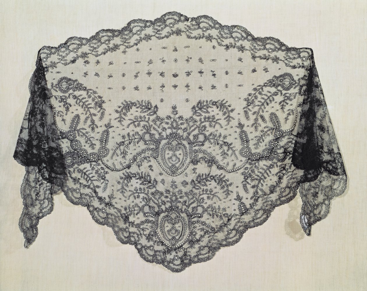 Şal, Puy Atölyesi, c.1850 (dantel) by Falcon