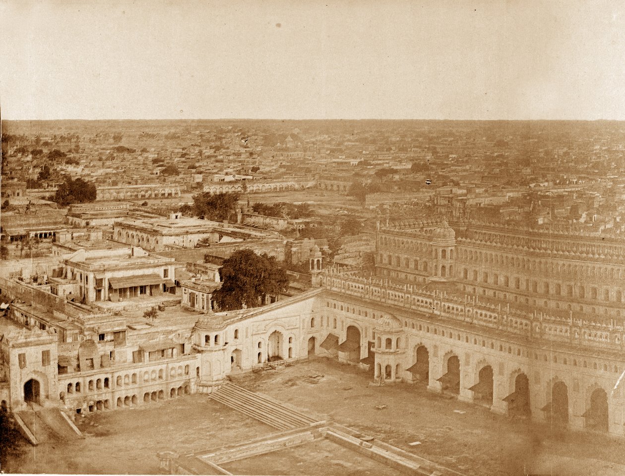 MachiBoran, Lucknow Panoraması by Felice Beato