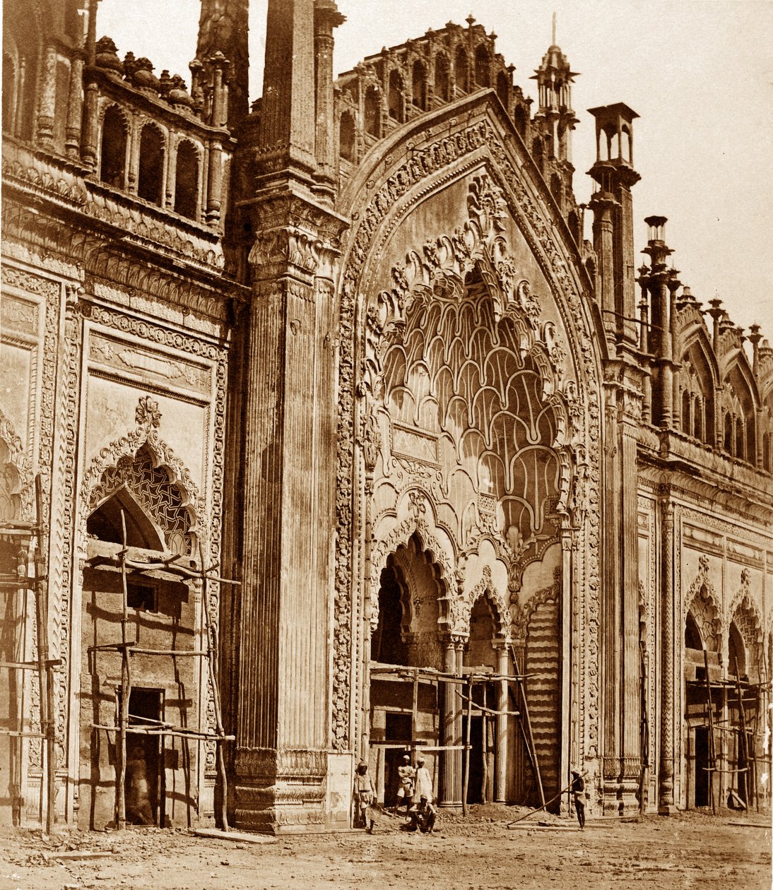 Summa Musjid Kapısı, Lucknow by Felice Beato