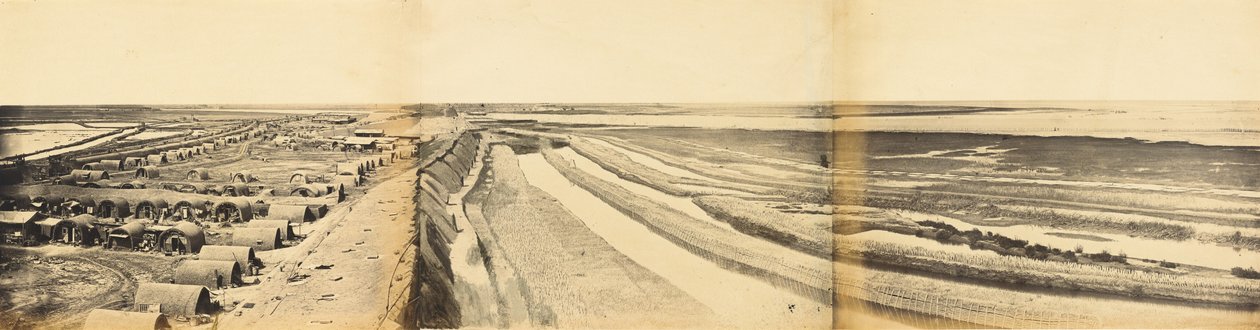 İniş Yerini Gösteren Güney Taku Kalesi'nin İçi, 25 Haziran 1859 by Felice Beato