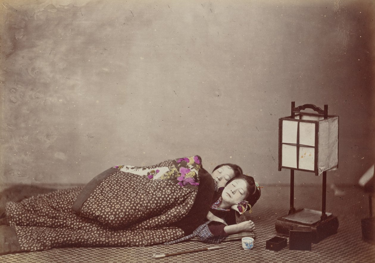 Uyuyan Güzeller by Felice Beato