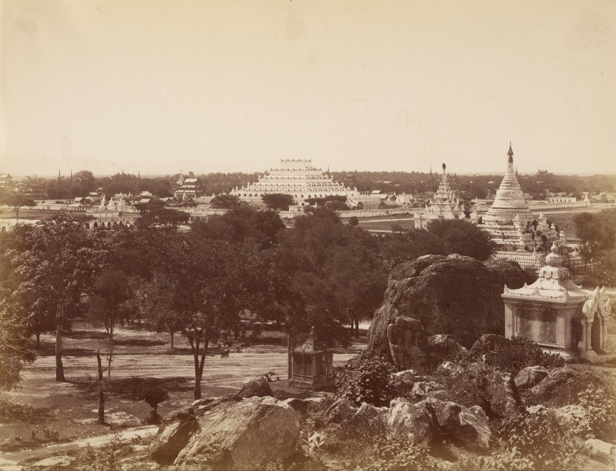 Mandalay Tepesi