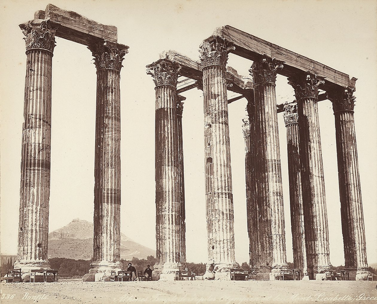 Olympeion veya Olympia Zeus Tapınağı, Akropolis, Atina by Félix Bonfils