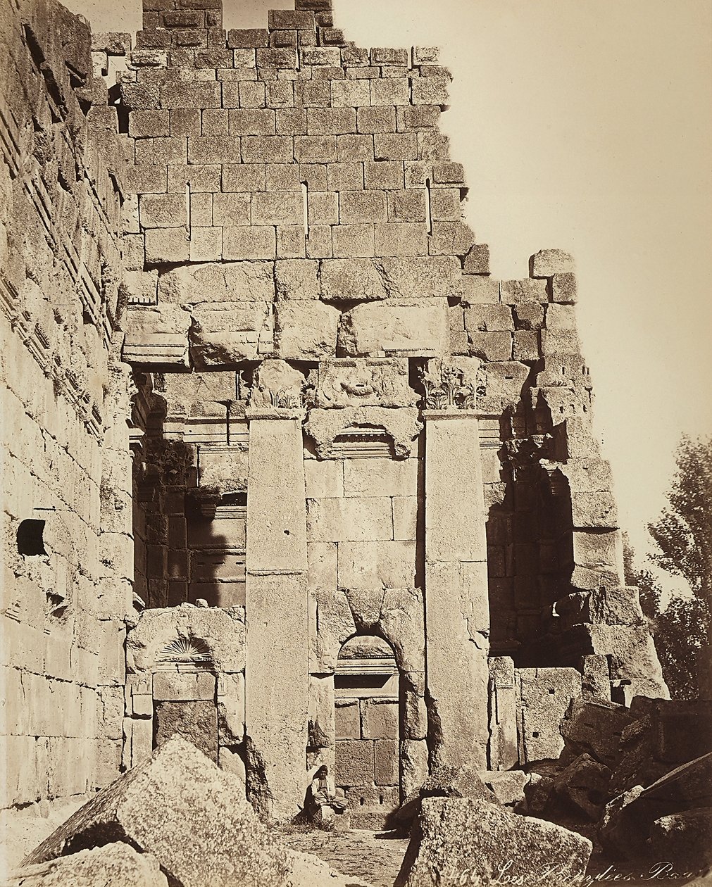 Heliopolis veya Baalbek arkeolojik bölgesinde Jüpiter Tapınağı veya Güneş Tapınağı