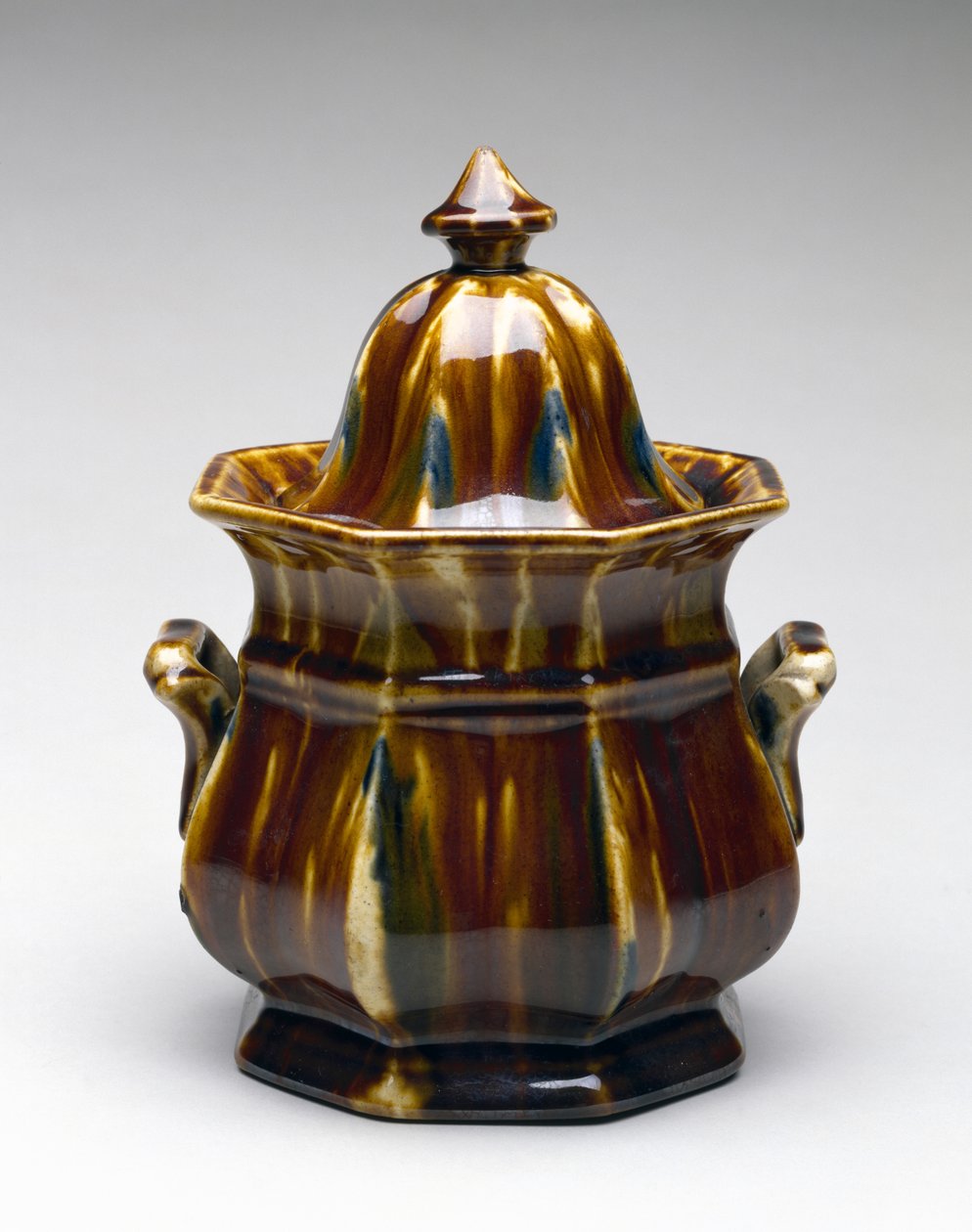 Şekerlik by Fenton and Co. Lyman