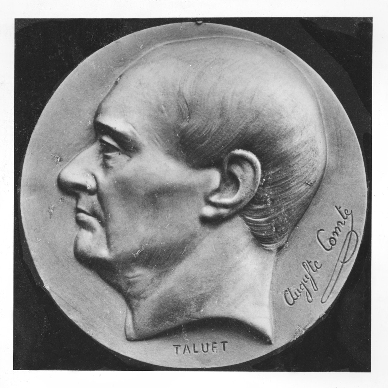 Auguste Comte Madalyonu (mermer) by Ferdinand Taluet