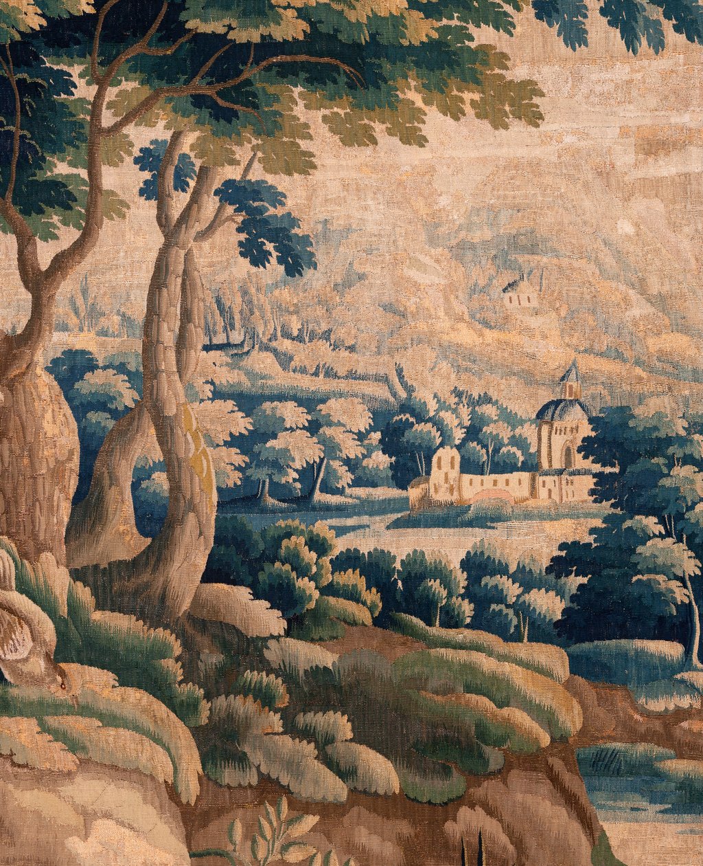 Flaman halısı. Verdure denir. Oudenaarde Atölyesi. 332x318cm. Env 00021. 17. yüzyıl. by Flemish School
