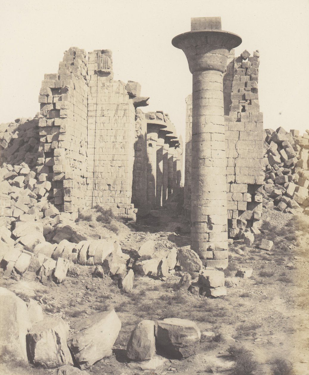 Karnak Thebes, Sarayın Avlusu - Nokta I
