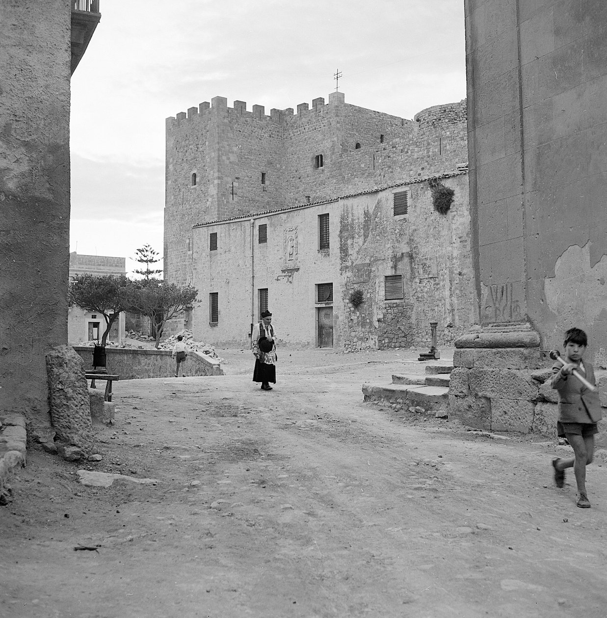  by Fosco Maraini
