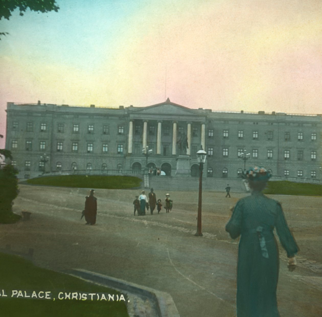 Kraliyet Sarayı, Christiania, Oslo, Norveç, 19. yüzyılın sonları ile 20. yüzyılın başlarında. by Fradelle and Young