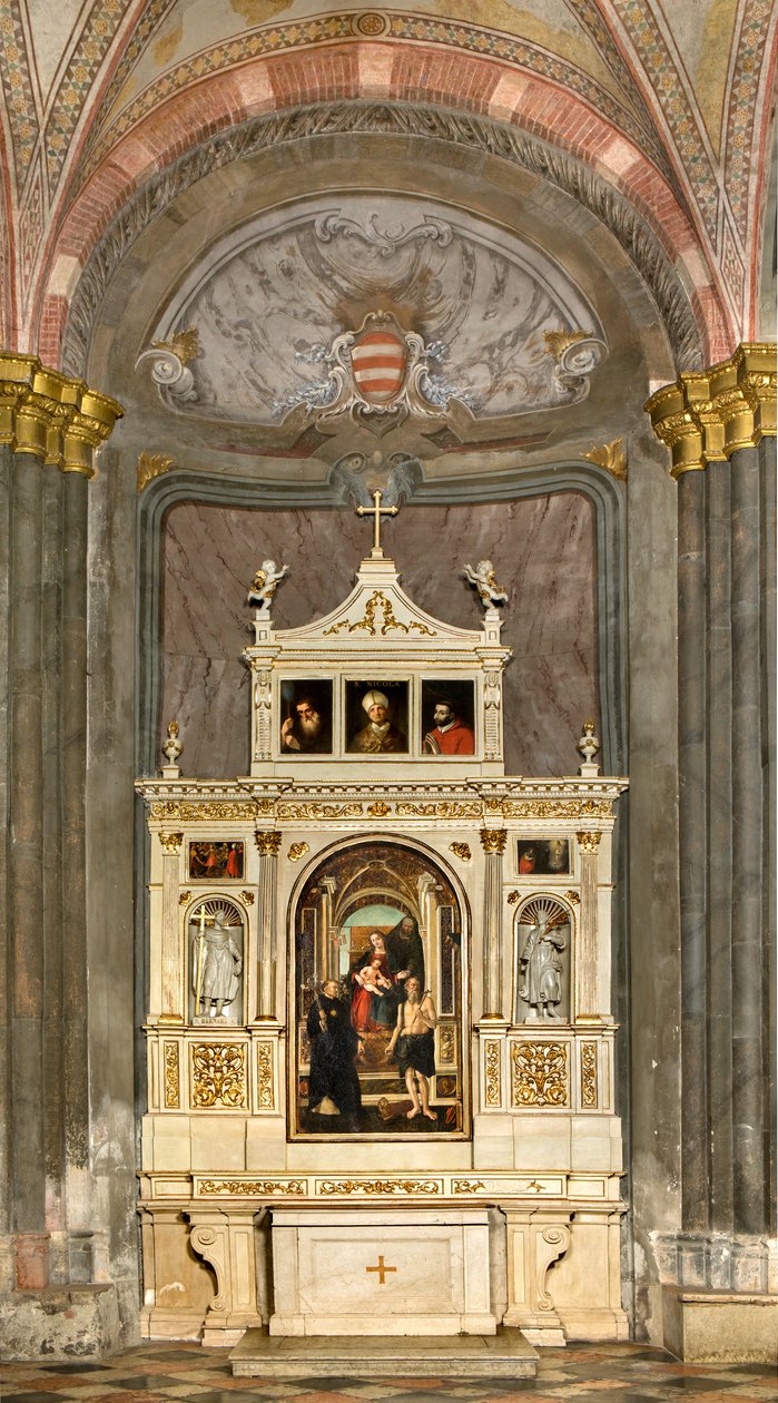 Kuzey Transept, Saint Nicholas Sunağı, Amigone ve Friar Mabila 1495, Madonna Enthroned ve Çocuk Saint Anne Tolentino ve Jerome Azizleri Nicholas, Francesco Casella 1510 by Francesco Casella