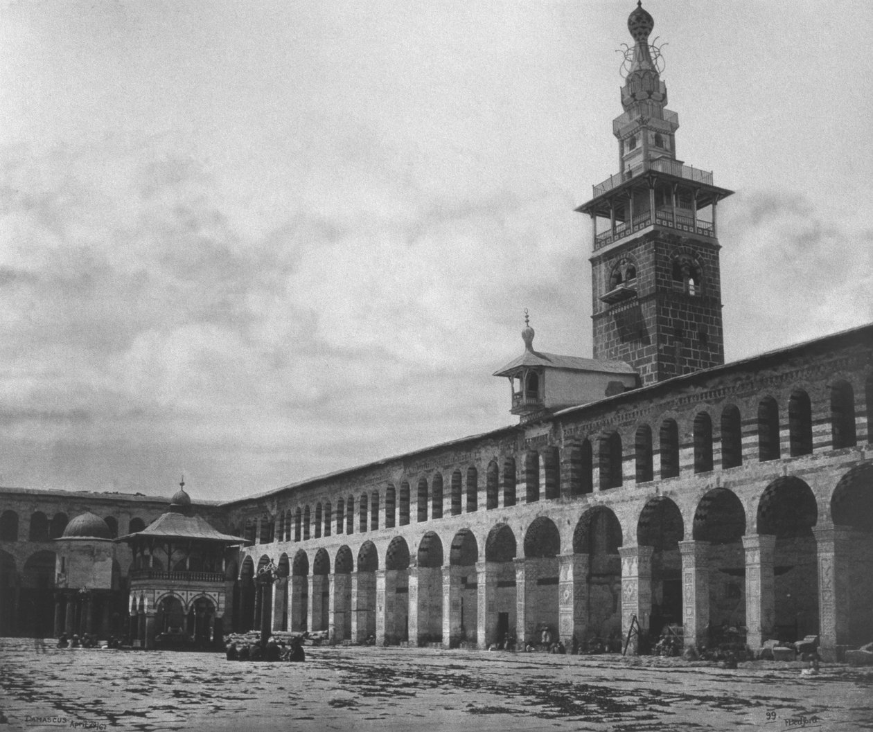 Dış görünüm, Emevi Camii, Şam, Suriye, 1862 (ayrıca bkz. 345702) by Francis Bedford