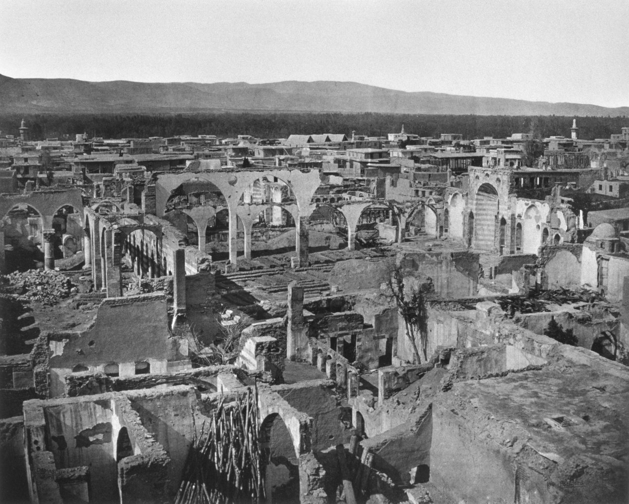 1860 yangınından sonra Şam şehrinin Hıristiyan bölgesinin görünümü, 1862 by Francis Bedford