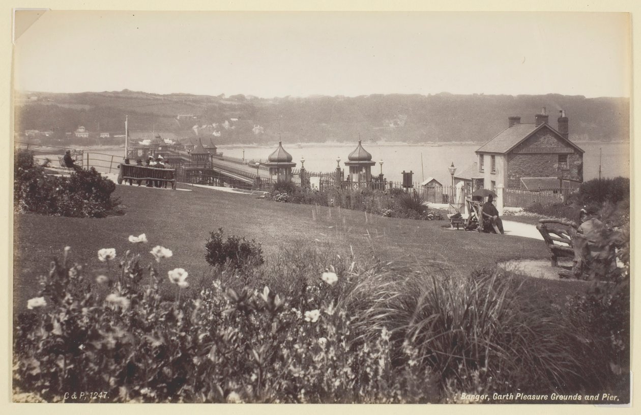 Bangor, Garth Zevk Alanı ve İskelesi, 186094. by Francis Bedford