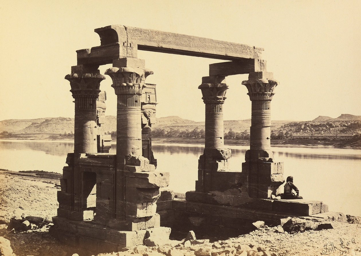 "Mısır ve Filistin": Nubia, Wady Kardassy tapınağının kalıntıları by Francis Frith