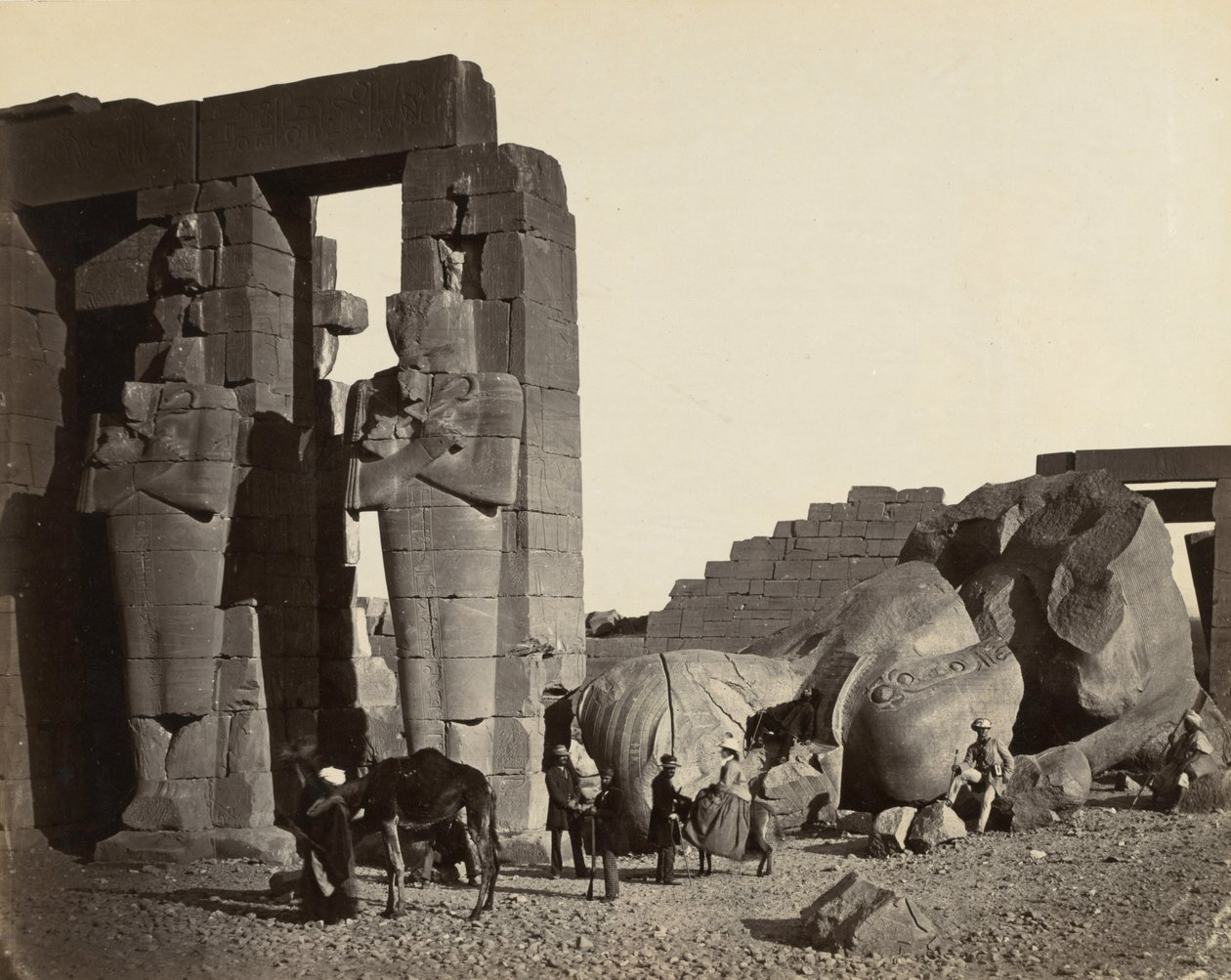 Thebes, Ramesseum'da Düşmüş Heykel by Francis Frith
