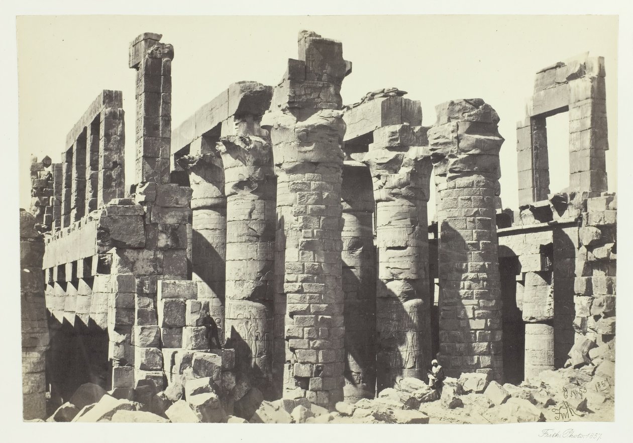 Sütunlar Salonu, Karnac, 1857. by Francis Frith