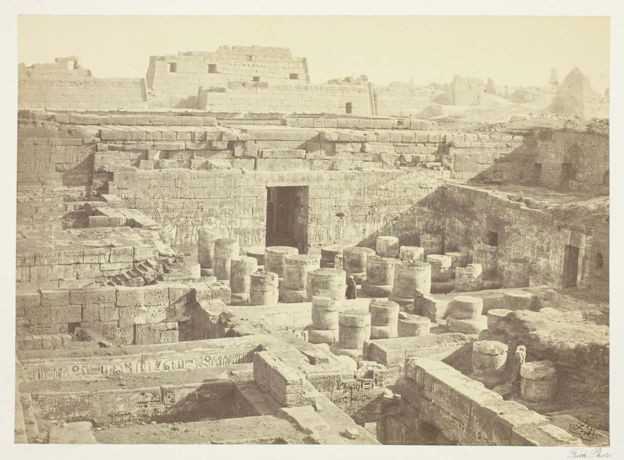 Medinet-Haboo