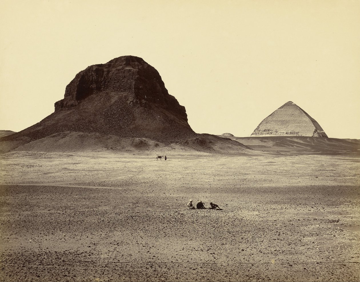 Doğudan Dahshur Piramitleri by Francis Frith