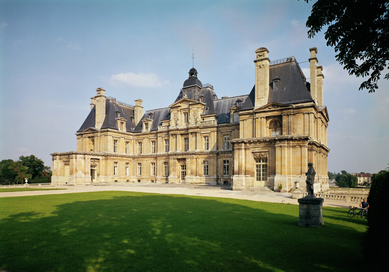 1642-51 yılları arasında inşa edilen Chateau de Maisons-Laffitte