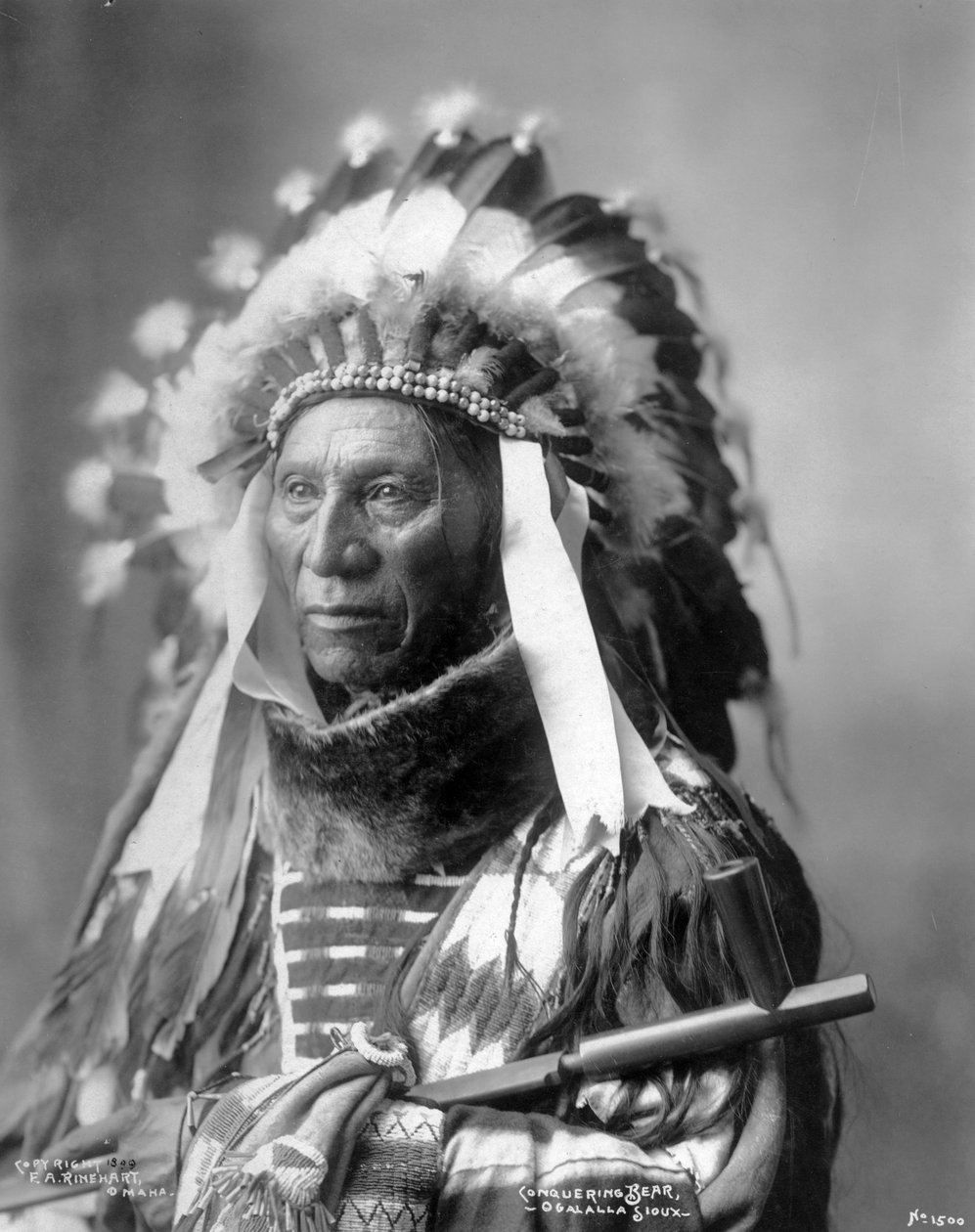 Fetheden Ayı, Oglala Sioux, 1899 by Frank Albert Rinehart