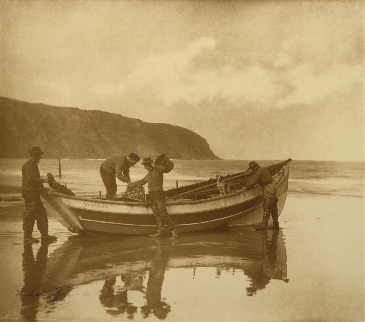 Şükran Sahili by Frank Meadow Sutcliffe