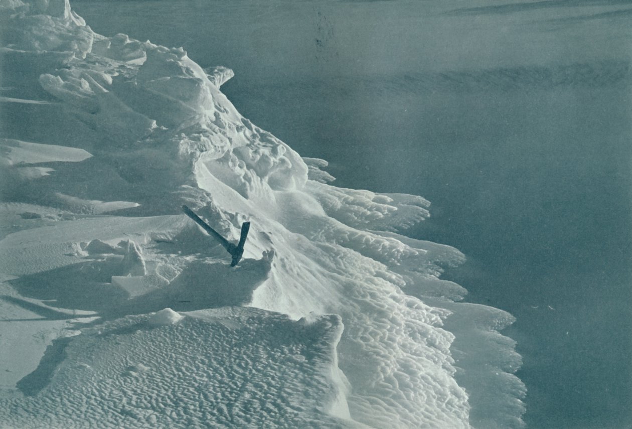 Büyüyen Buz Ayak, Cape Evans, c1911, 1913 by Frank Debenham