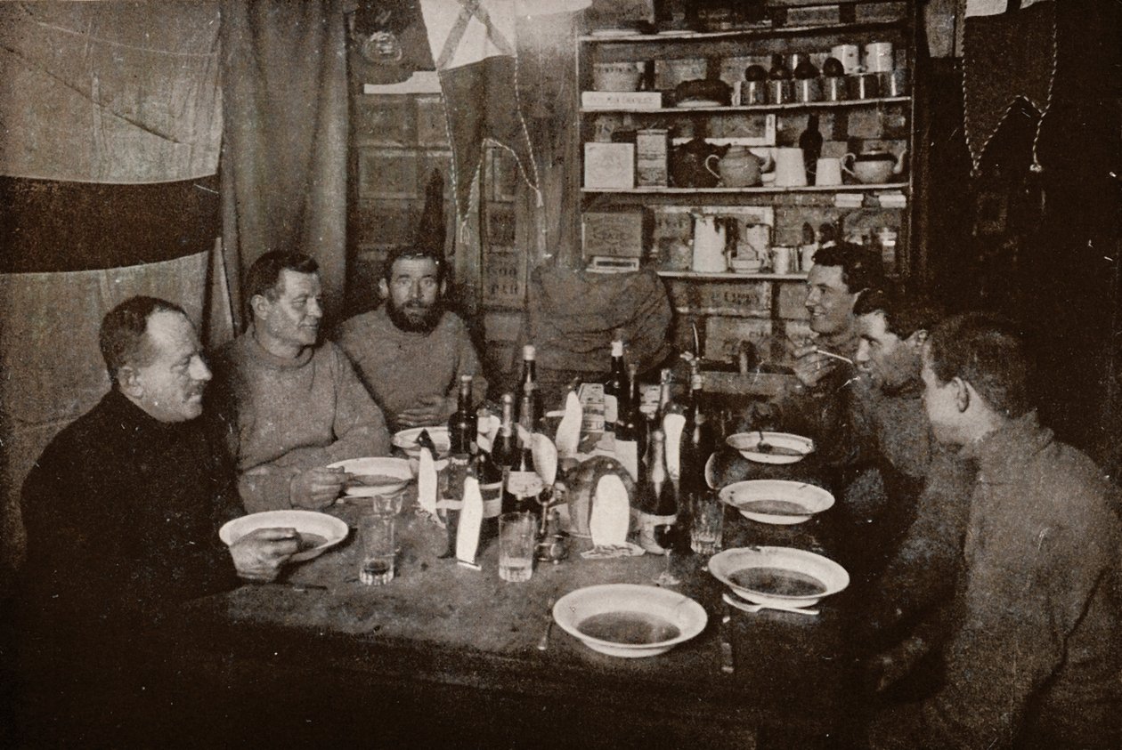 Kış Ortası Günü, 1912 - Erkekler, 1913 by Frank Debenham