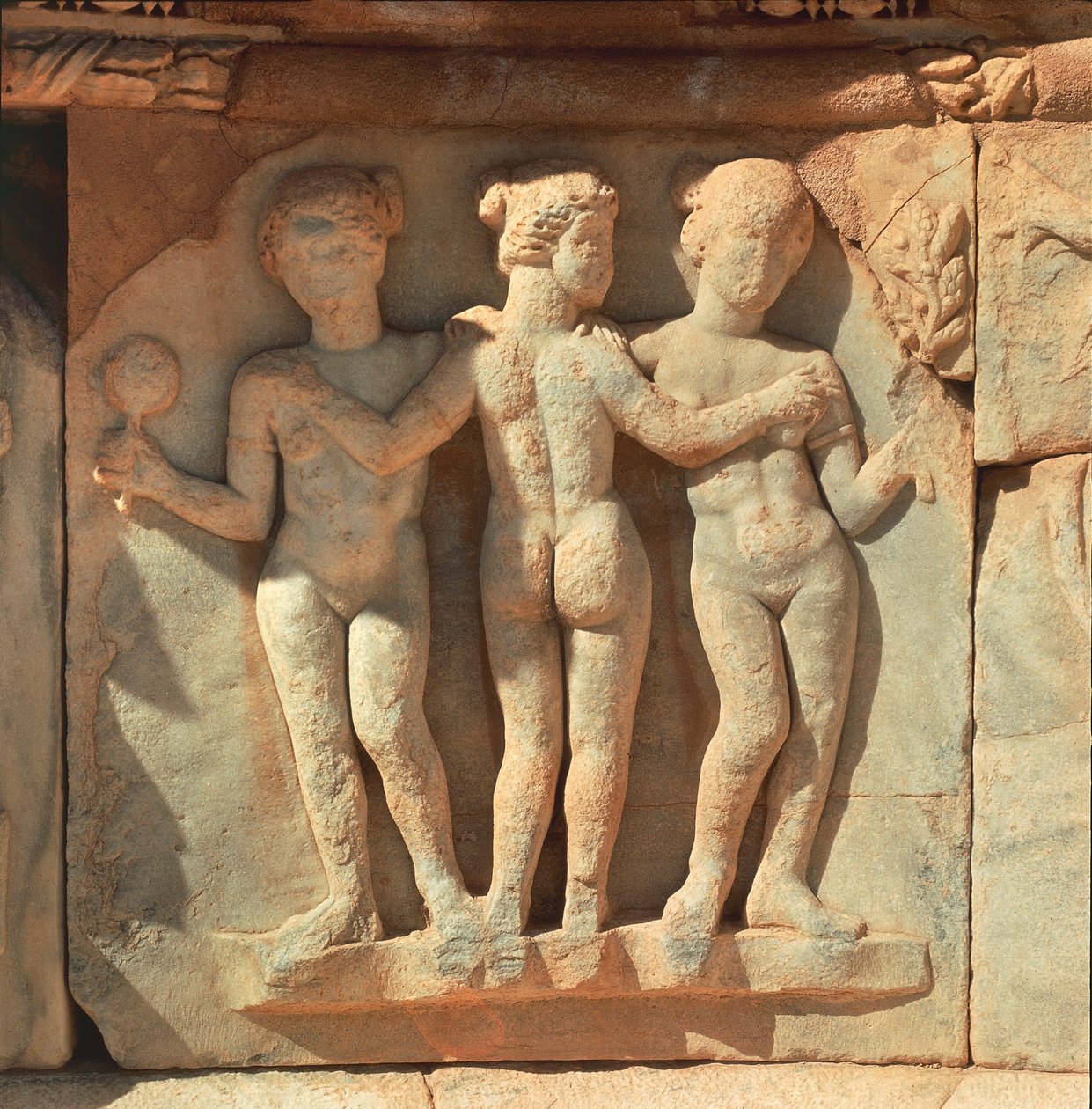 Libya, Tarihi Tripolitania, Antik Sabratha, Tiyatro, Kabartma detayı by Painter Darius