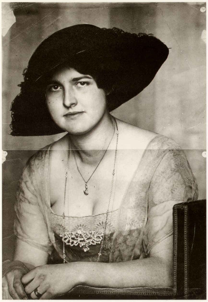 Koyu şapkalı Mary, 1915. by Franz Stuck Ritter von