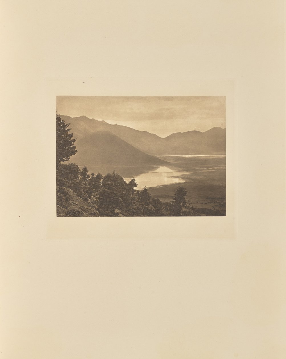  by Frédéric Boissonnas