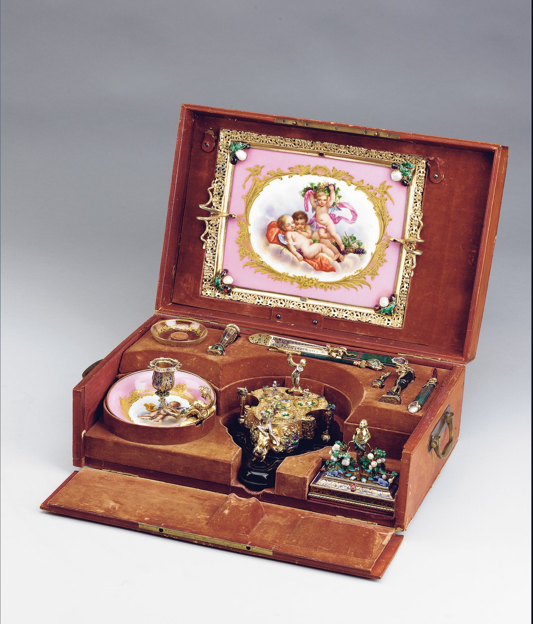 Napoleon III Case Necessarie de Bureau, c.1864-66 (emaye gümüş, gümüş yaldız, kantaşı, Sevres tarzı porselen ve yarı değerli taşlar) (ayrıca bkz. 1065856-9) by Frederic Jules and Wiese Jules  Rudolphi