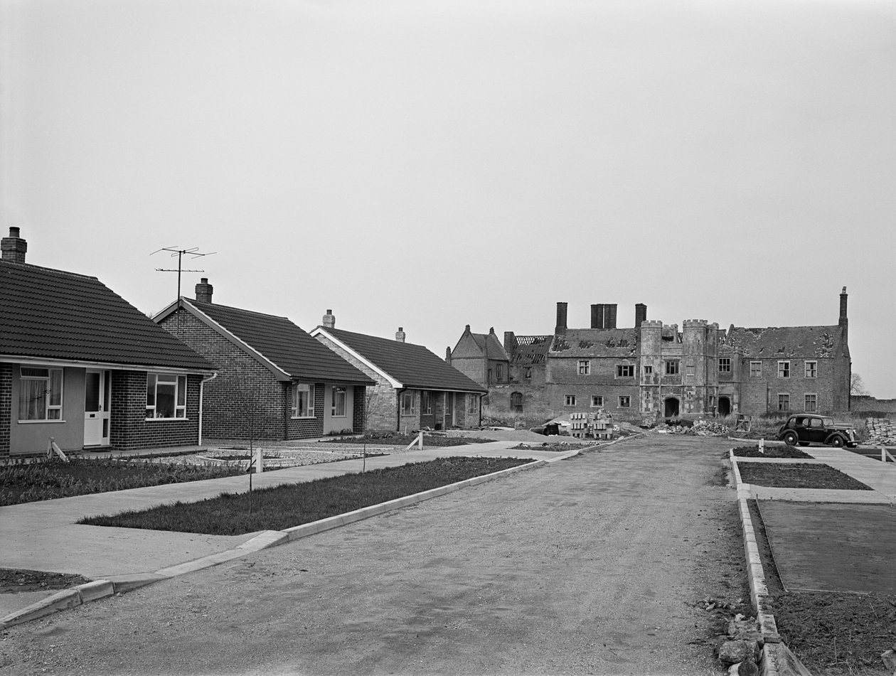 Beaupre Salonu, Outwell, Norfolk, 1963 by Frederick Palmer