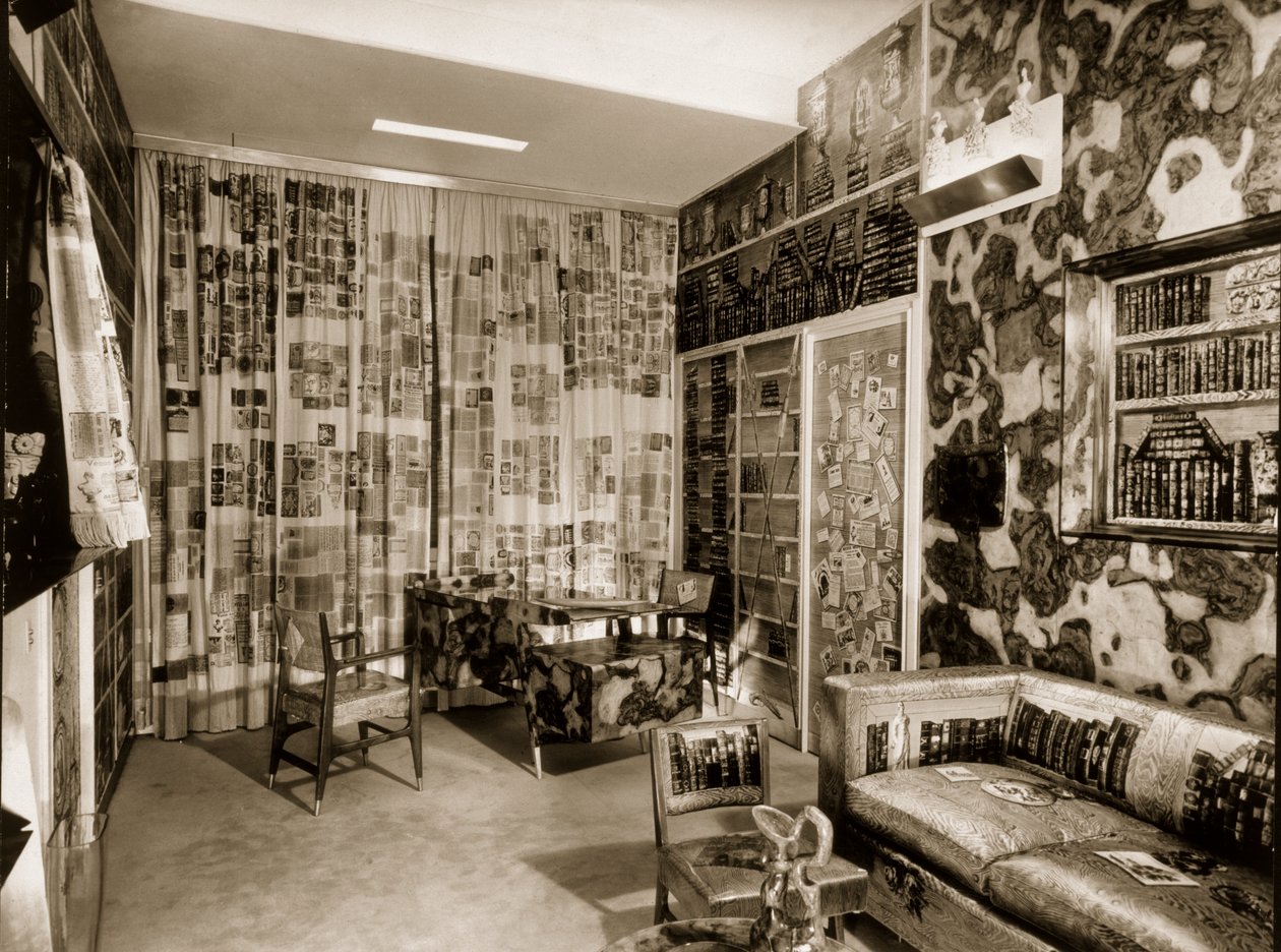 Fornasetti tarafından tasarlanan bir daire, 1950