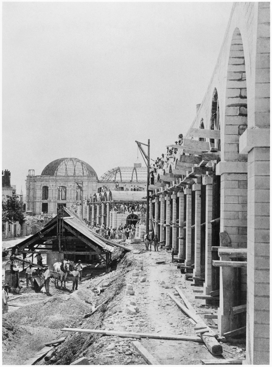 Auteuil istasyonu yakınında Auteuil viyadük köprüsü inşaatı, Paris, c.1900 by French Photographer